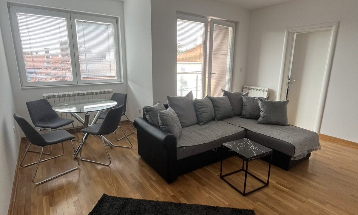 c9fcd934-627a-4da3-ace4-34d634ffec12