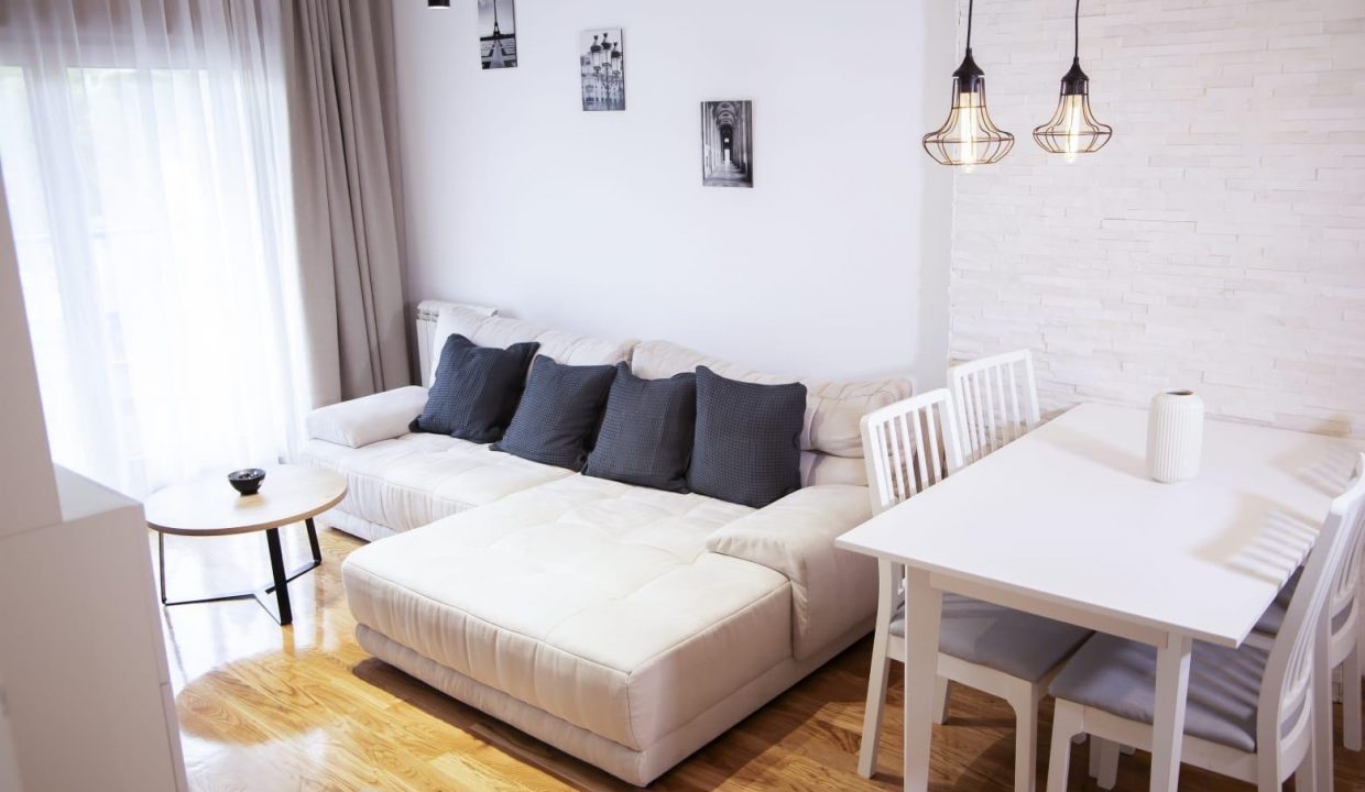 d708ab16-a4a4-4138-879a-153e11e35cd1