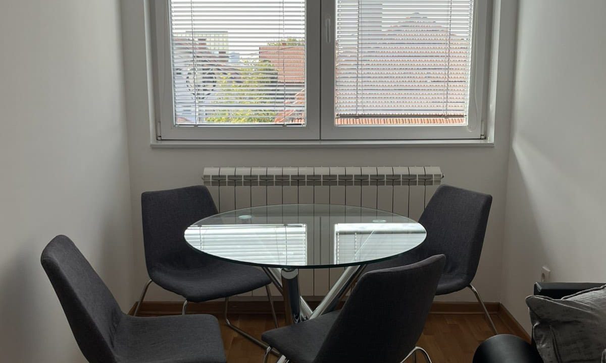 d869fab3-5448-4d9b-9993-8ef49e77af3b