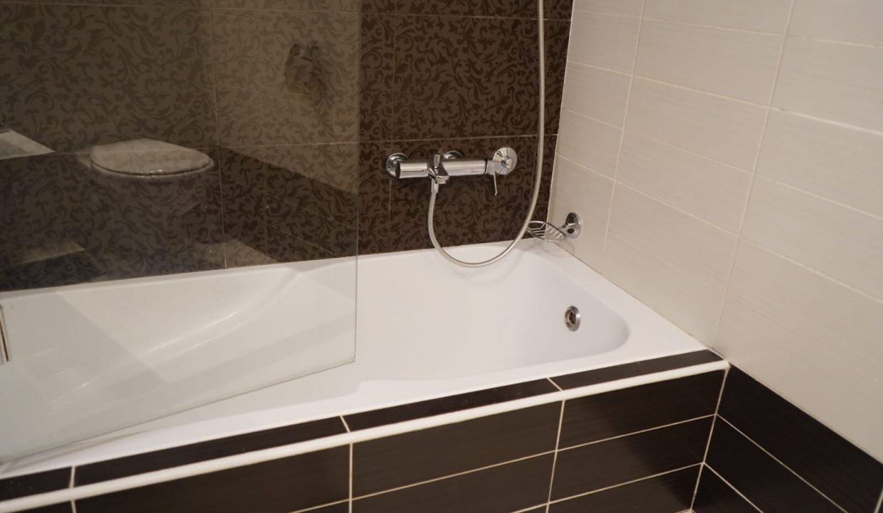 dd9644df-6e62-4b41-b72a-93ad7a158270