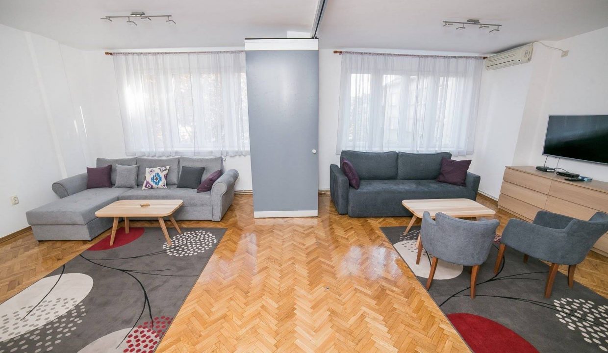 e2755de9-7362-45e5-bc91-d7d9df50c83e