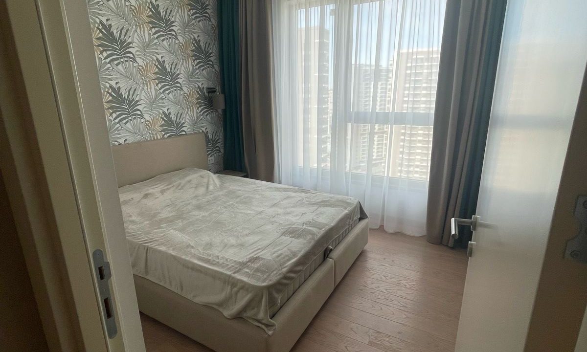 e5aa54cb-441a-48b8-a962-e1200ffeaf4a