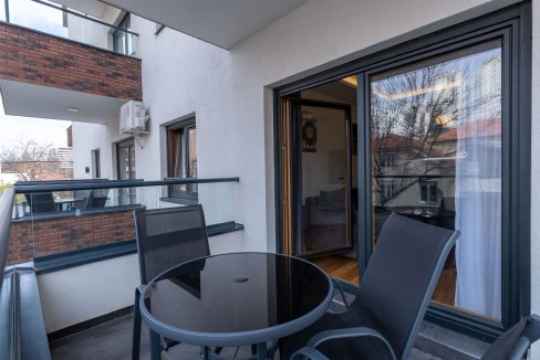 e5aab70c-1479-498c-ad2b-5895b5f46ffa