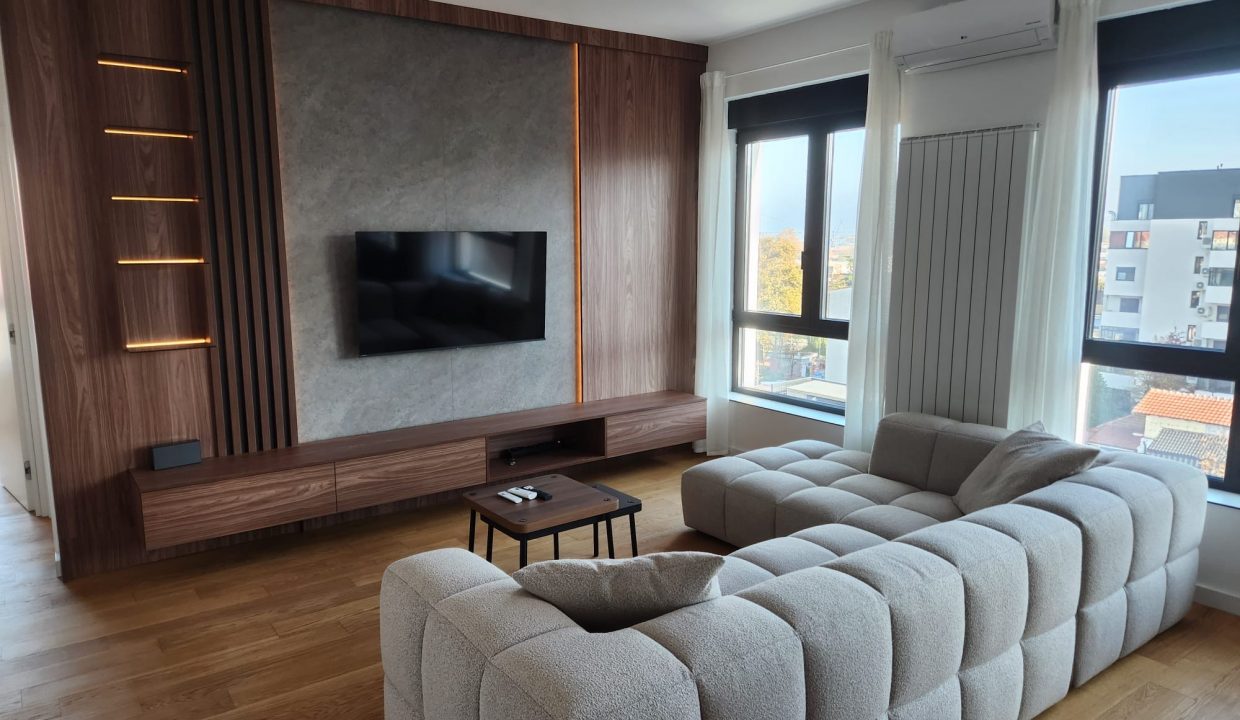 f0f06b58-a31c-4f6b-b081-e6c5fb6bf6b0