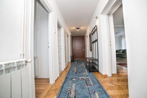 f2ffc3b9-b8e2-43cf-8043-a610c1ba9066