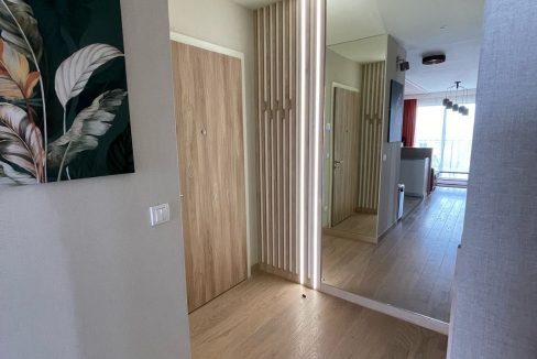 ff26b168-8a0b-4ef9-887f-bc65cb3af676