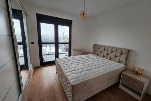 0093b1de-ece3-46df-a503-2eb725a317fb