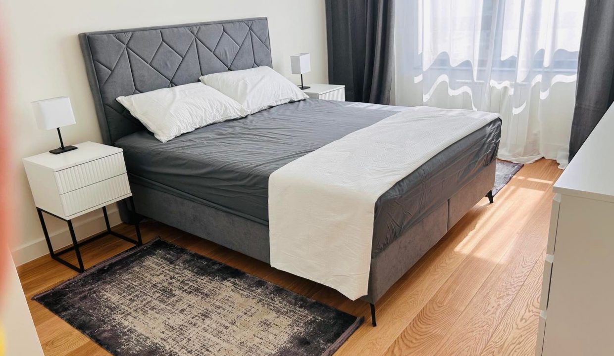 00f4302e-8a5b-4a4c-a3f1-850087bf1db2