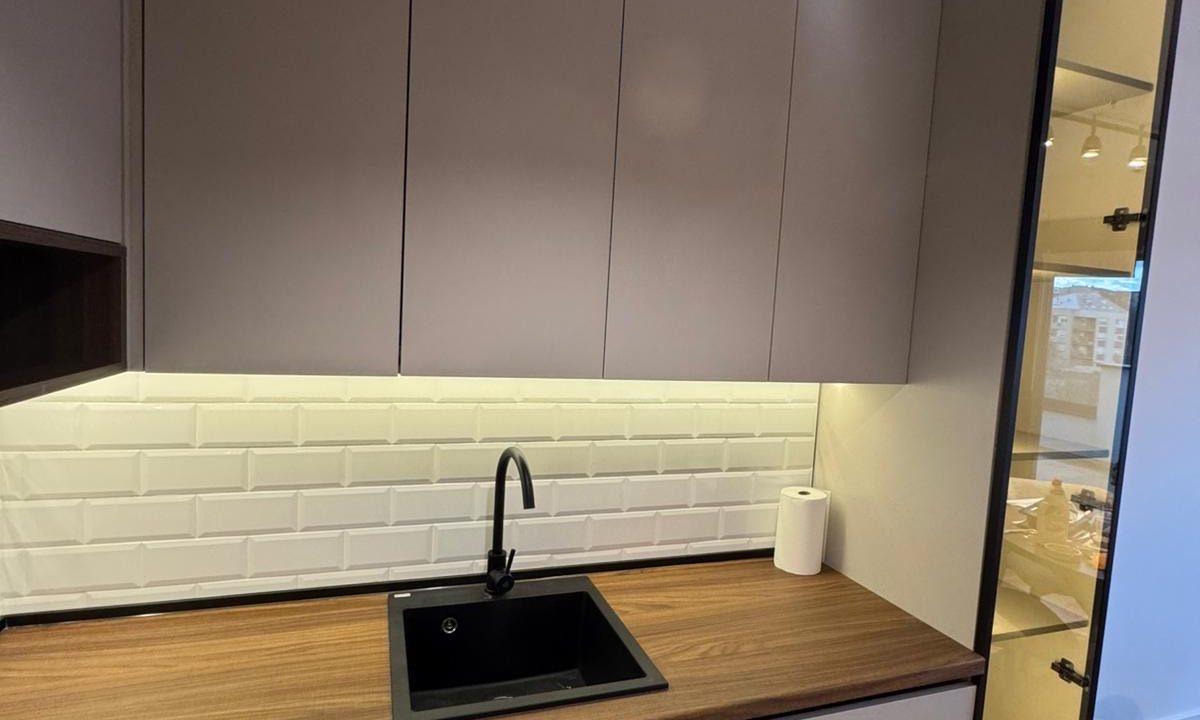 02d2c005-a6b6-49a6-924e-99a5455347aa