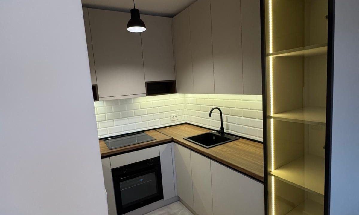 16b16317-2d60-496e-b2e8-aea73d7480f1