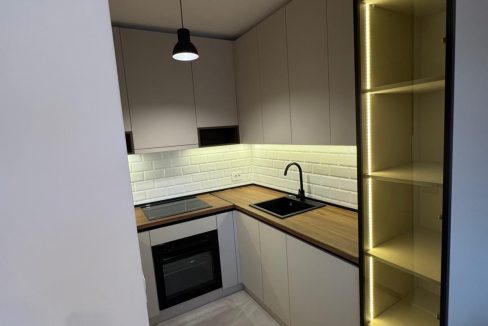 16b16317-2d60-496e-b2e8-aea73d7480f1