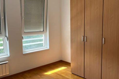 34d3baf8-1d74-4ebd-b077-f4f26e60cac8