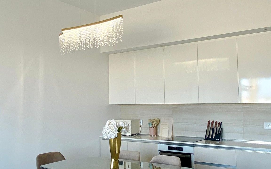 4f5478fa-dfb5-4295-931f-d7bd6f1f9538