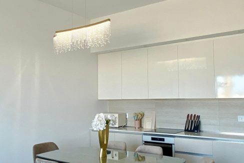 4f5478fa-dfb5-4295-931f-d7bd6f1f9538