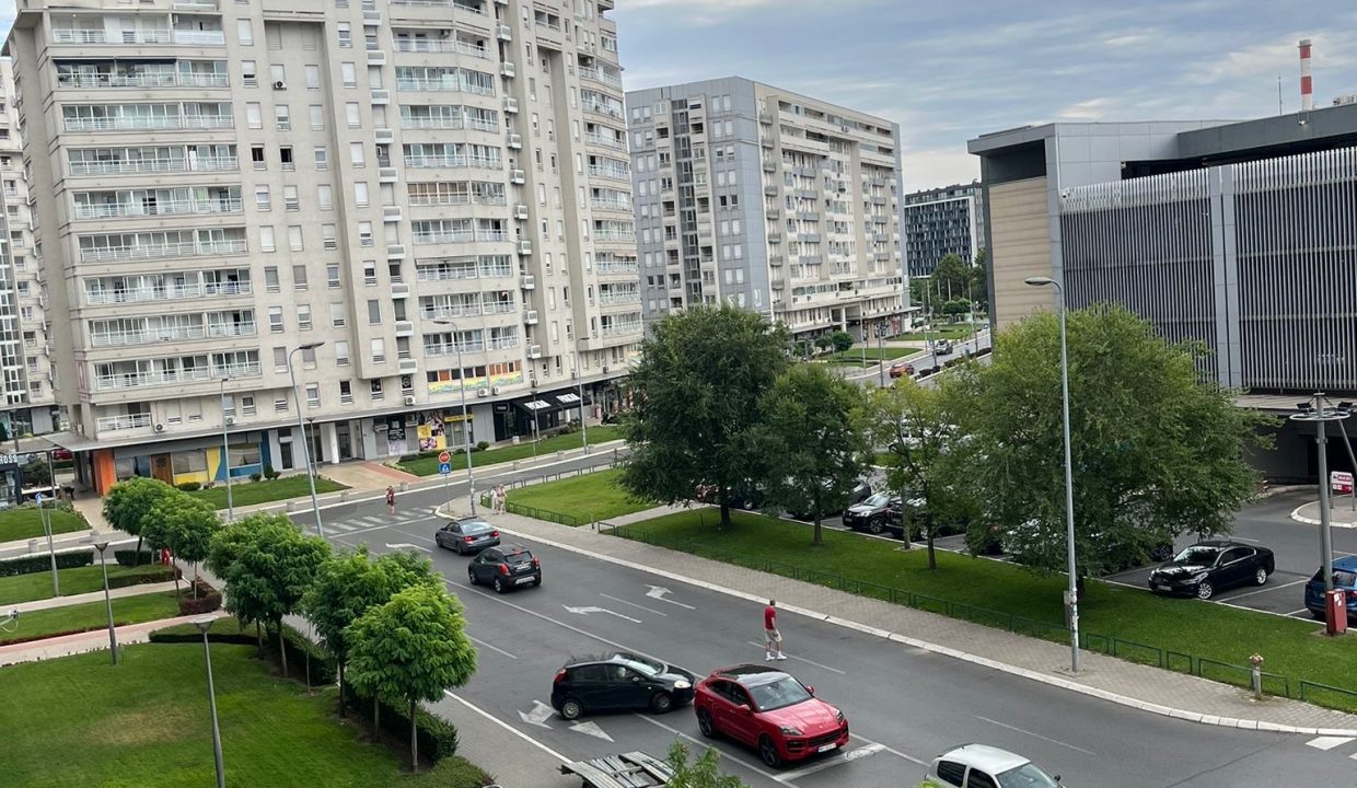 69b5dc8b-610f-4a3d-ba85-10f35efce575