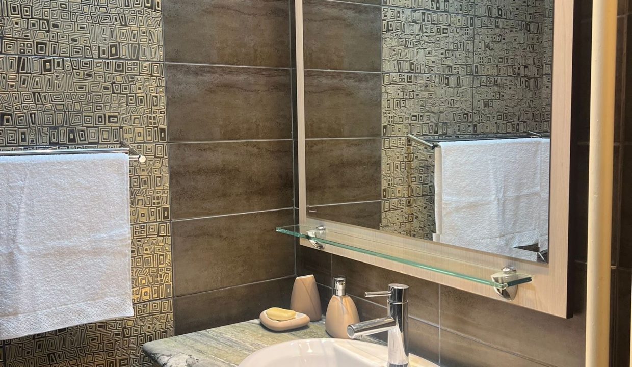 775d37b0-bea3-4df2-9d50-01bcc194f8e7