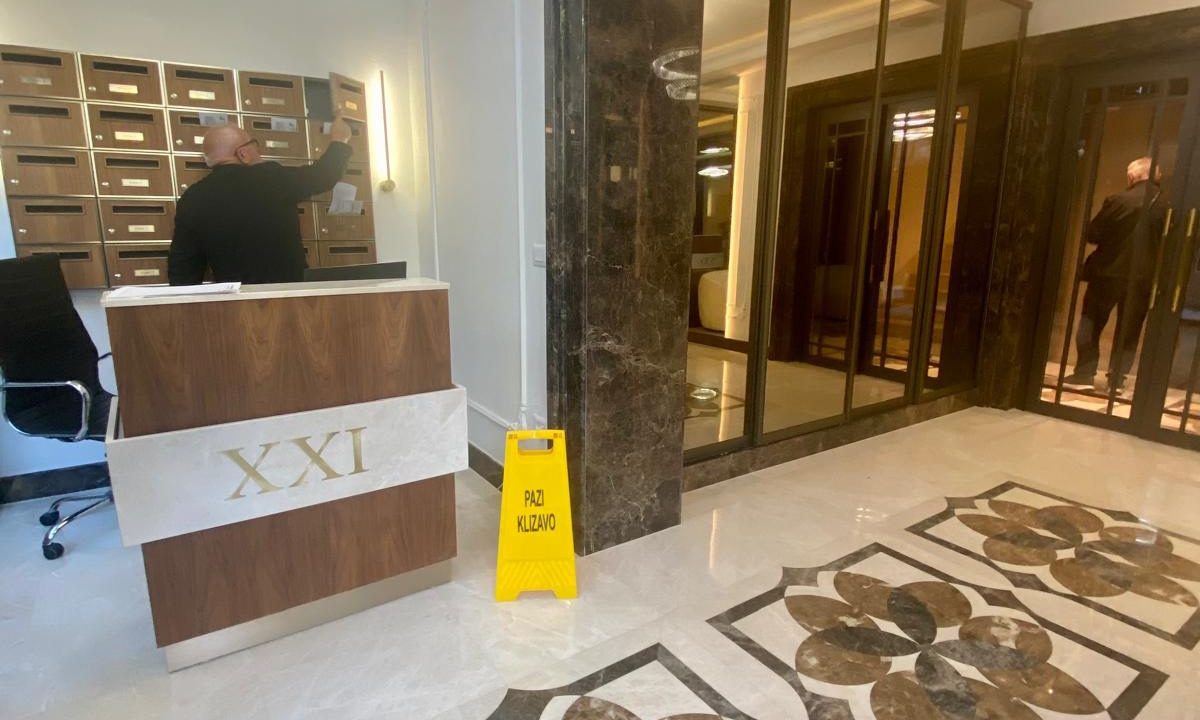 IMG-2ddfd9e5452e369f63fde7b767a73d90-V