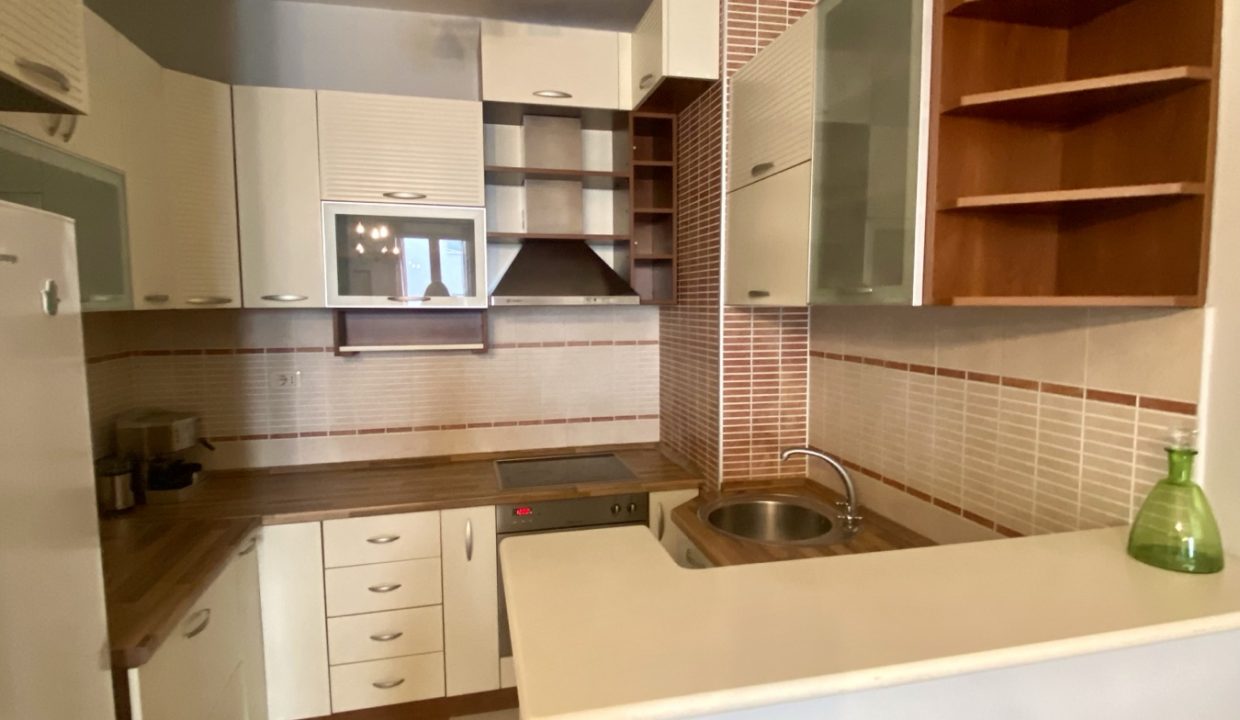 IMG-2ea4b219d8df09ab0a78d27be0fa677c-V