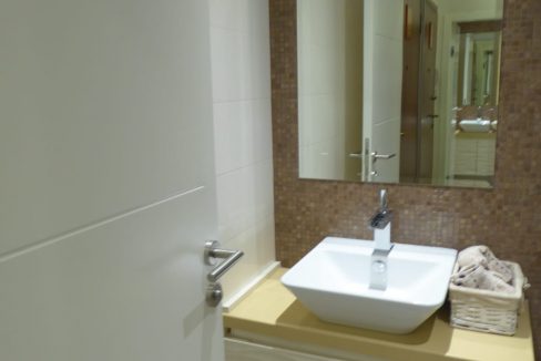 IMG-dc82b9cc1763e33bc1893c426bde230a-V