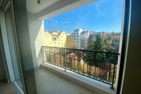 IMG-f59f7f7a855570e2fa562de6876a0269-V