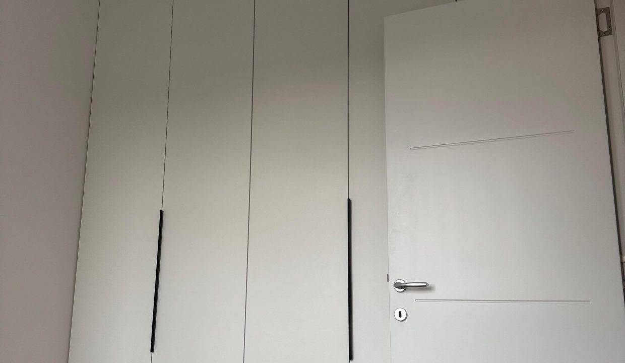 ad7e76a5-4915-4495-80b3-846c6ce827de