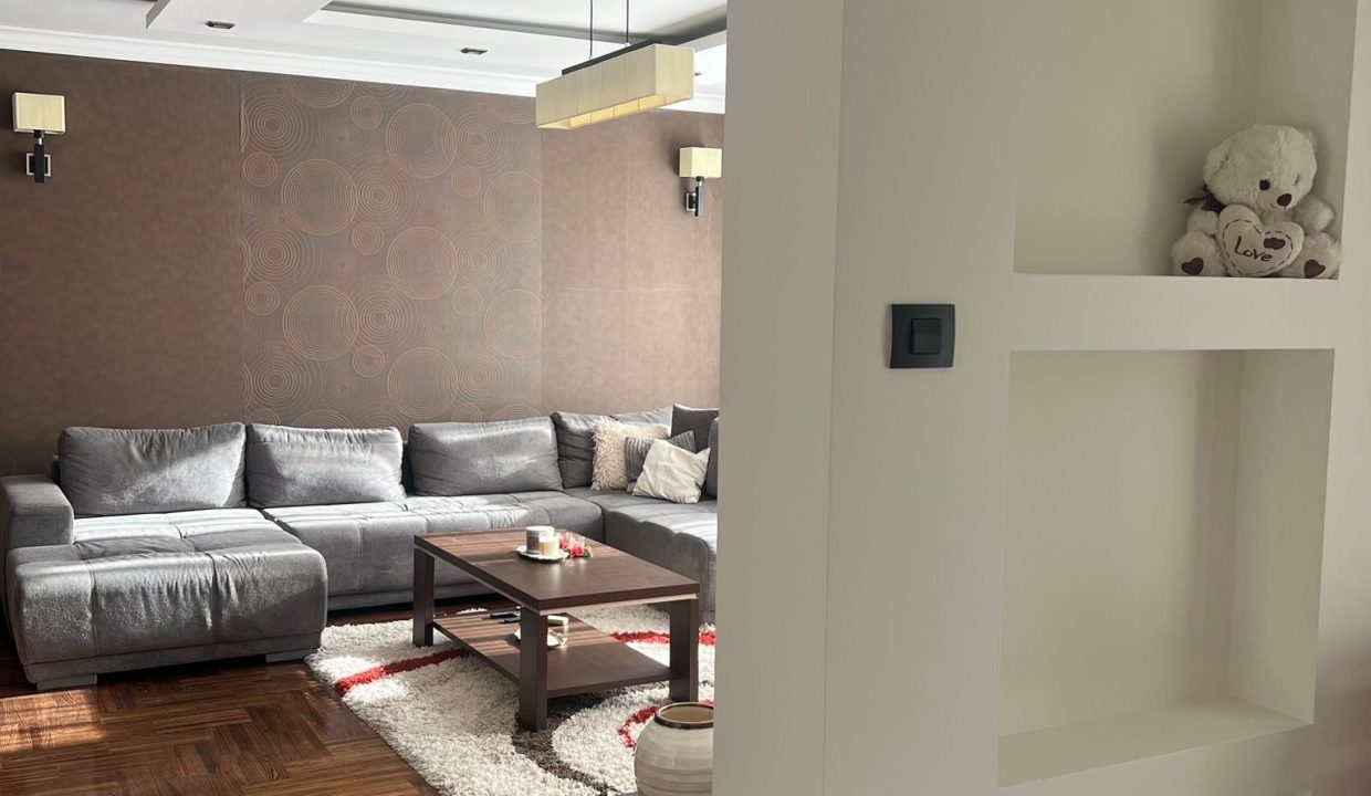 b35d9d3a-69a7-4dae-9825-842cba1d94a3