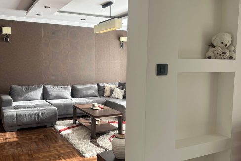 b35d9d3a-69a7-4dae-9825-842cba1d94a3