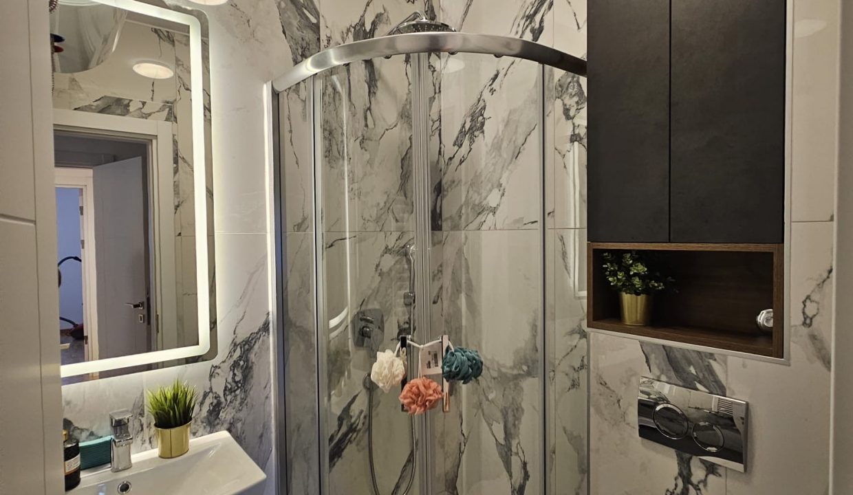 ba8a3a18-8dae-4bbc-aa76-5cb543c51bf7