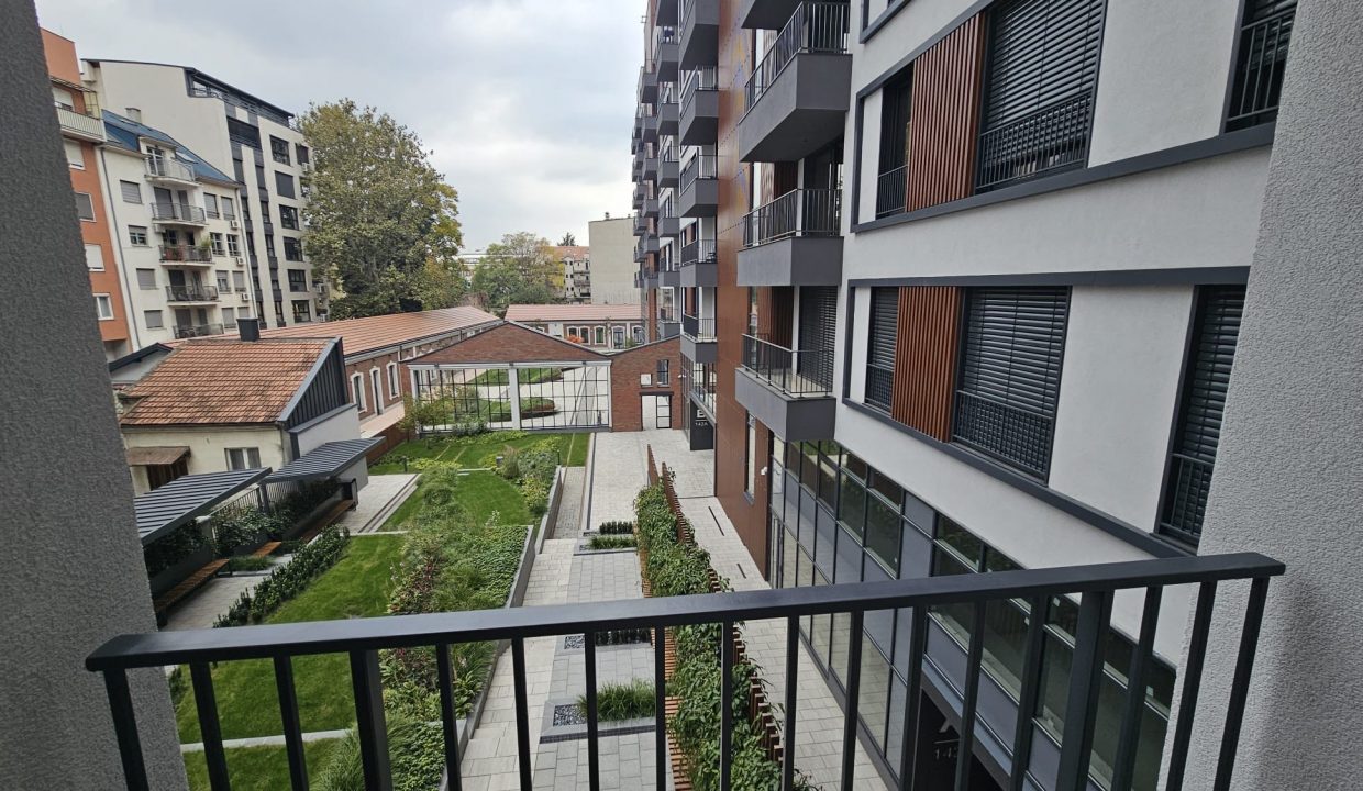 d2769ed5-0d26-4979-9cc7-22907221d708