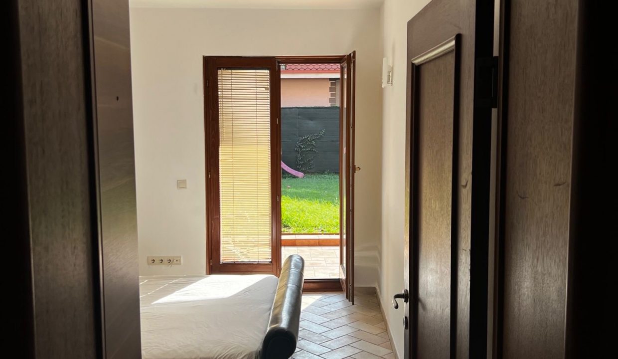 d58e32e8-dbe7-41c4-98c5-1d90b6117f63