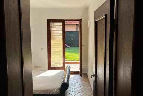 d58e32e8-dbe7-41c4-98c5-1d90b6117f63