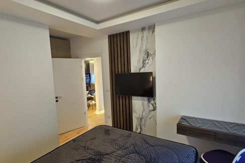 e6ddde08-8605-457c-b12f-b043f2695956