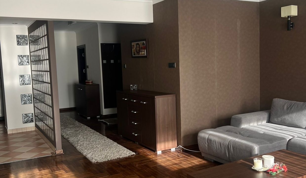 f26b7f53-6d67-4ae1-ad56-271ae3476476