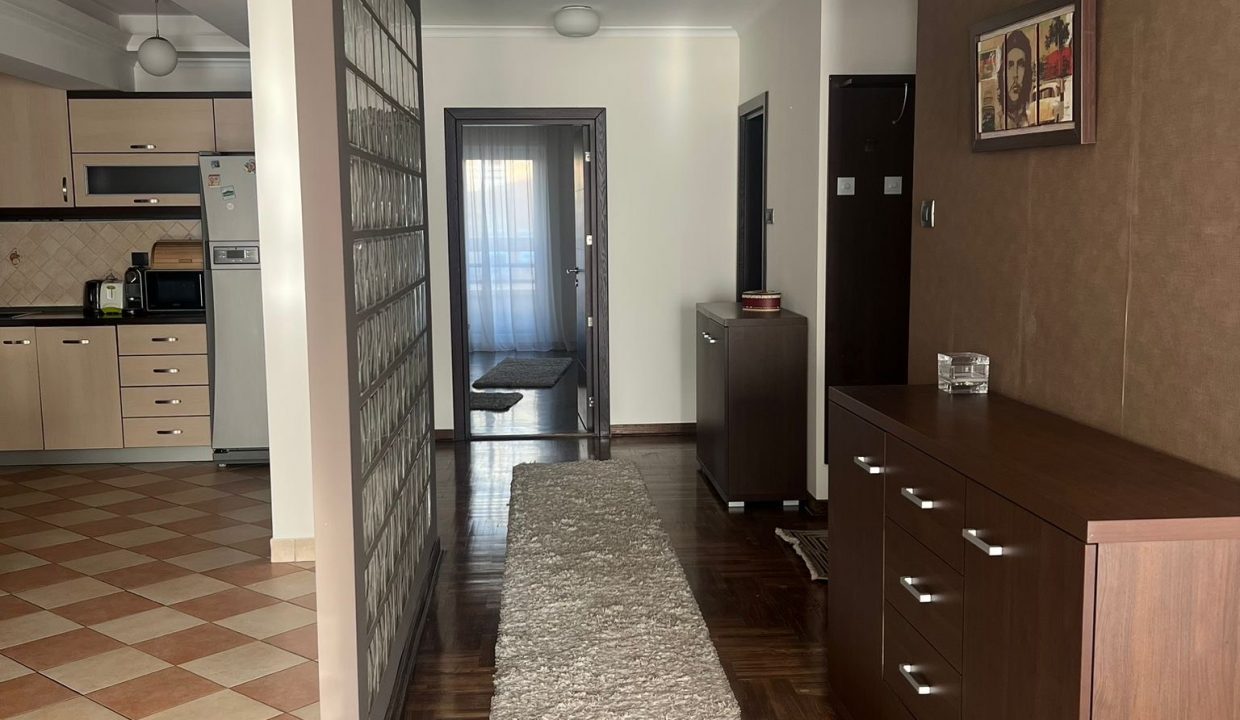 ff1e3b03-5439-4026-9aa3-33622b93d5d8