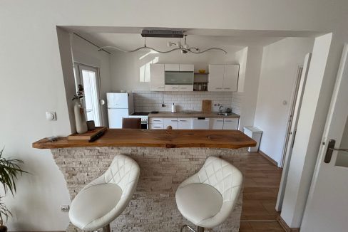 27a66471-eee2-46a1-92fb-2feec7ab7be2