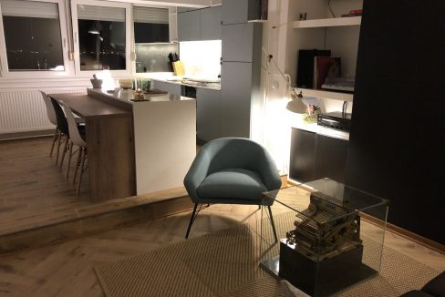 2af7d19a-4888-4873-998d-1adfd2148b0e