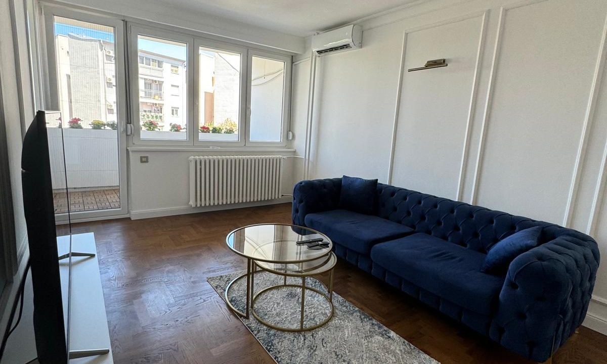 53aaf39c-26a2-4afc-a1c8-6d48c2d598c5