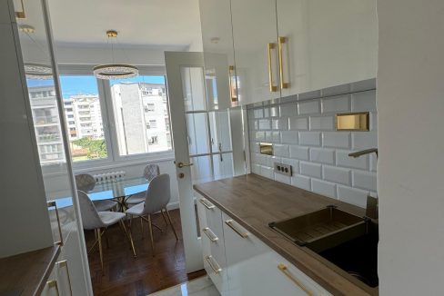 59fdb9eb-fe55-43cf-a6dd-8b106e537cee