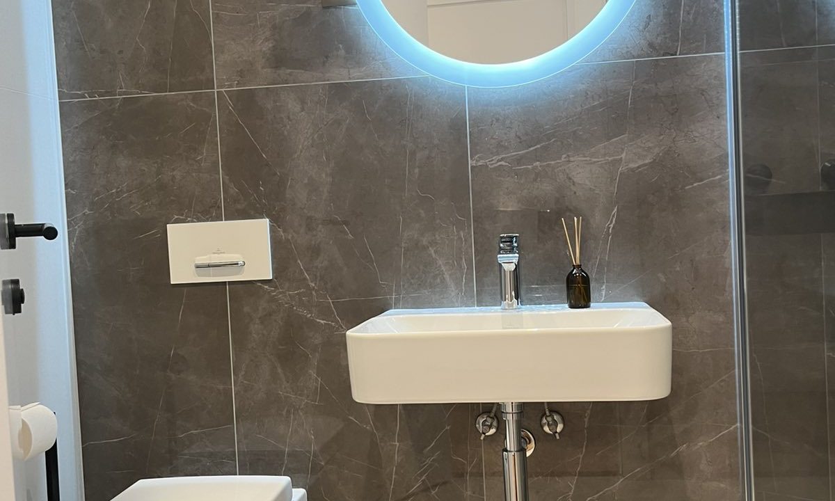 IMG-00bc1d62e9b6f1802151e578d1c25df9-V