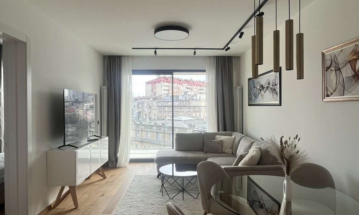 IMG-1a328e0f40a0230776a23ad5cc5d3394-V