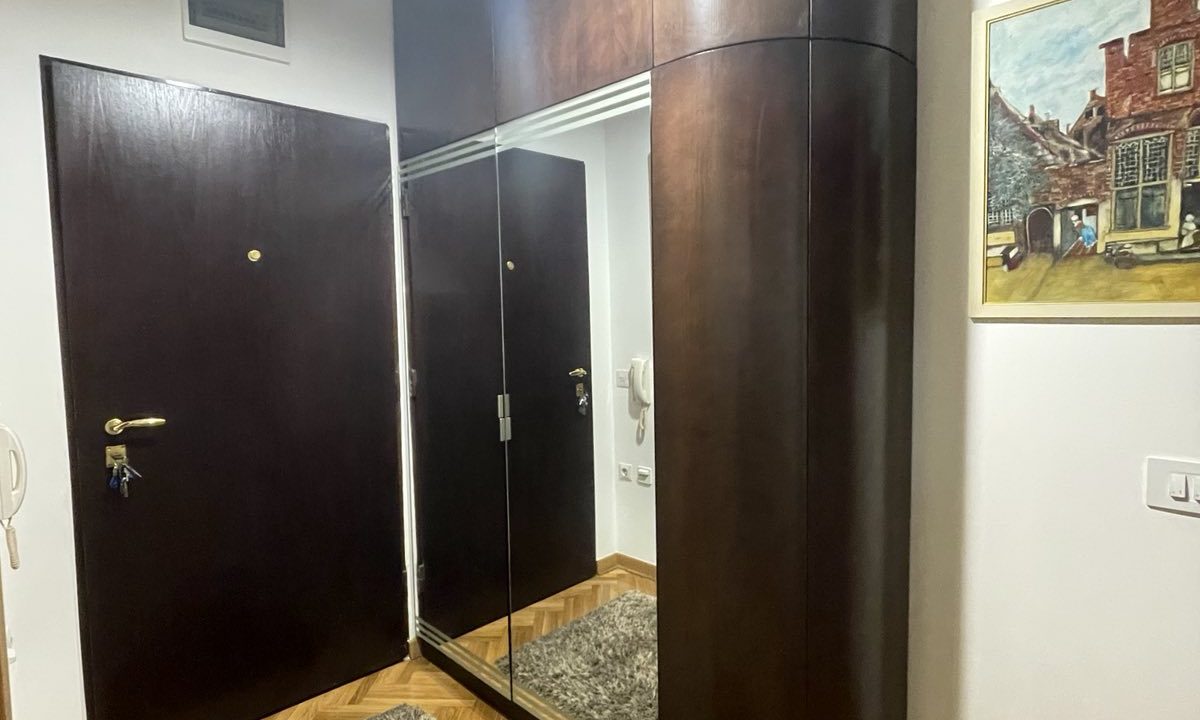 IMG-26c577a50b5e7cbba0166026dc30ded8-V