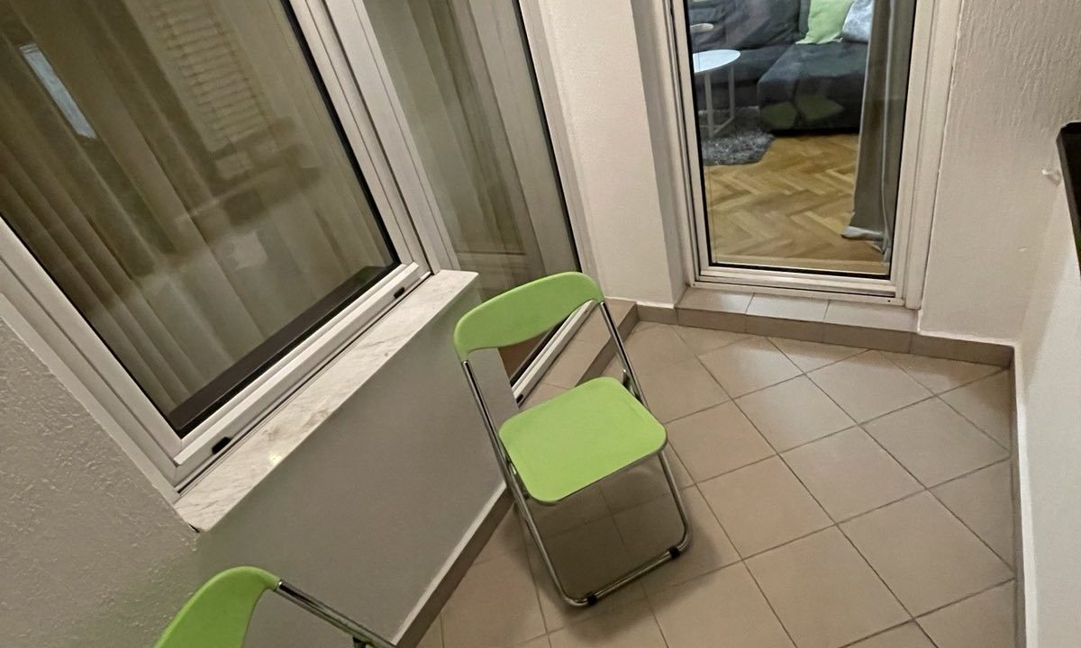 IMG-270b12fa6747d7470ccff7953e2e0d12-V