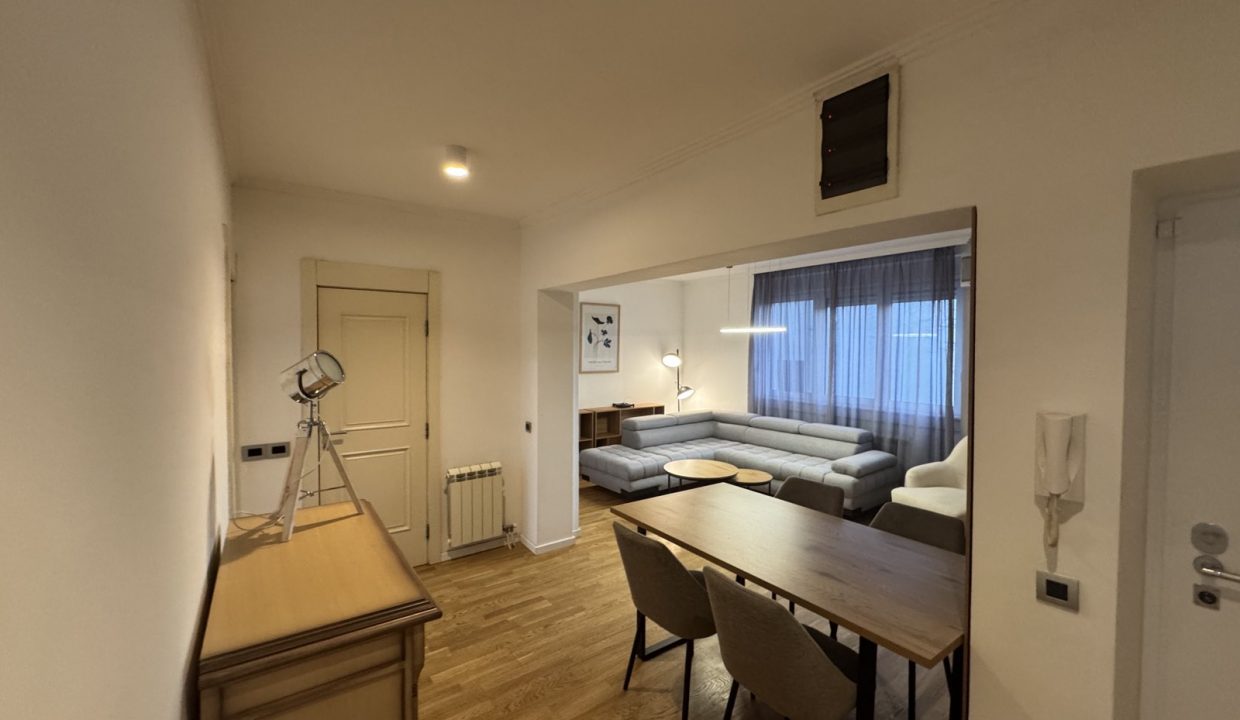 IMG-43fdc8898c2d077a8f1f73c4be93f20d-V