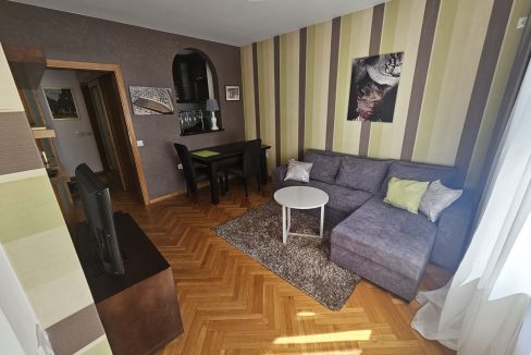 IMG-57792689caa41883c69df757765e7b01-V