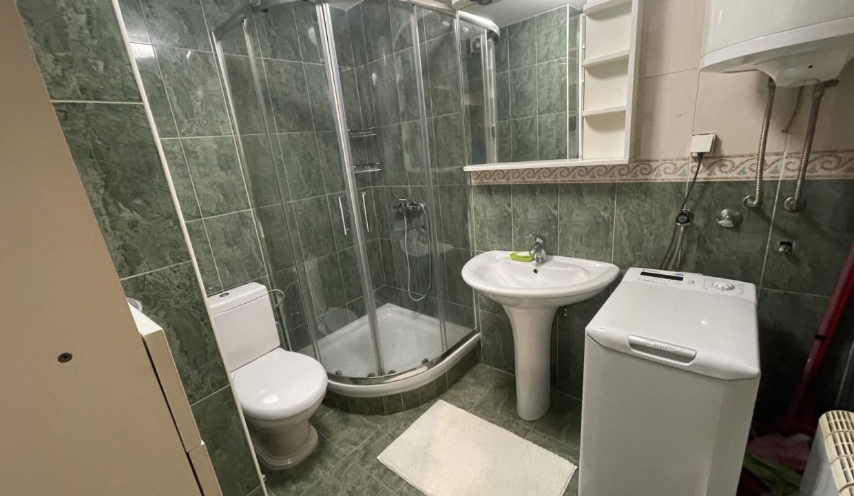 IMG-76ee8aedd9d4663cf3e4b0b664a84fa3-V