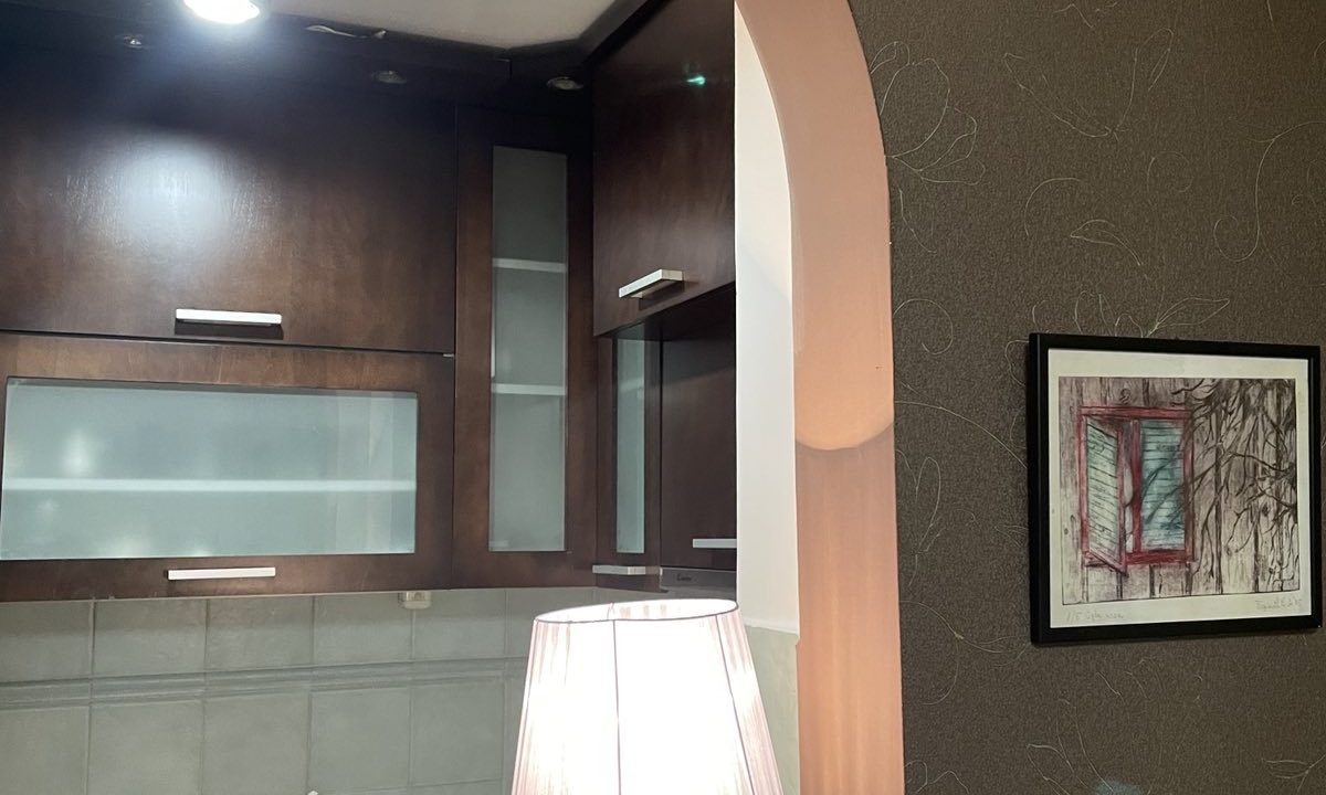 IMG-ce6230acb4104c48ce6bab8263fee773-V