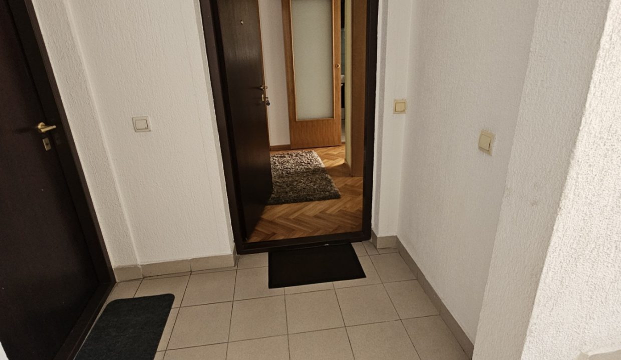 IMG-e04592b9cbbe3bf7cd17c6abdaf99b0b-V