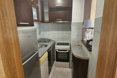 IMG-e19f35a796ca6324d377eab4d21e238e-V