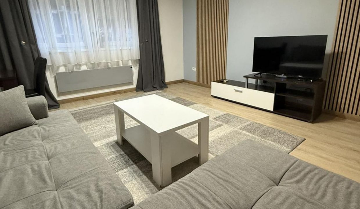 IMG-e245db6893f3a908398935c0dc9ec1db-V