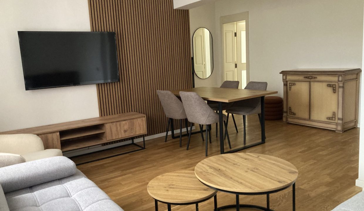 IMG-f2874e18de81a446e8540721b5712b3e-V